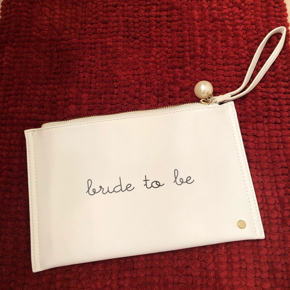 Oversized bridal clutch